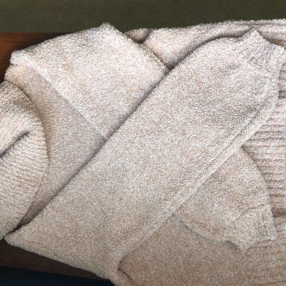 Jessica Simpson Sweater - Picture 7 of 9